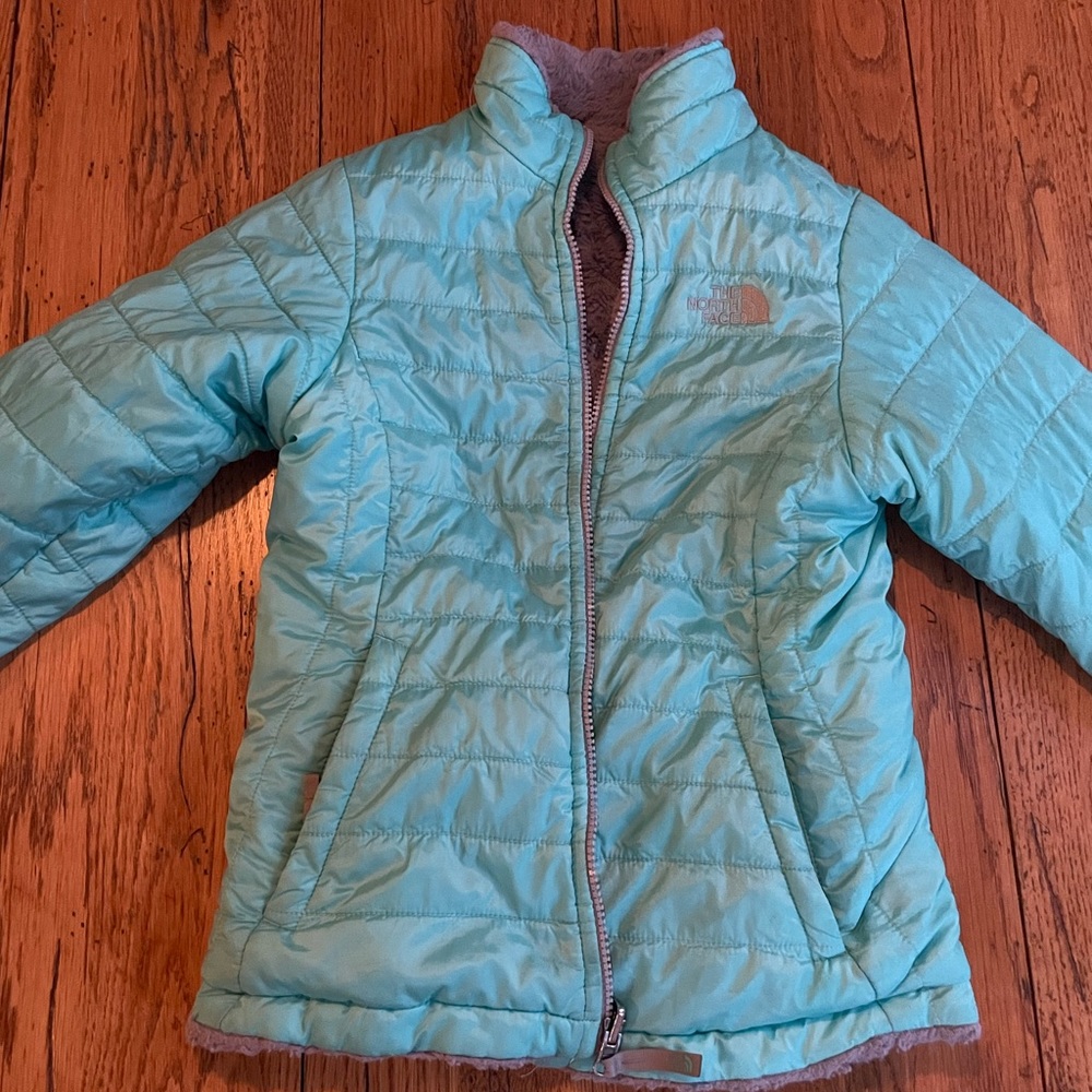 Northface Mossbud girls jacket size medium 10/12 teal reversible jacket